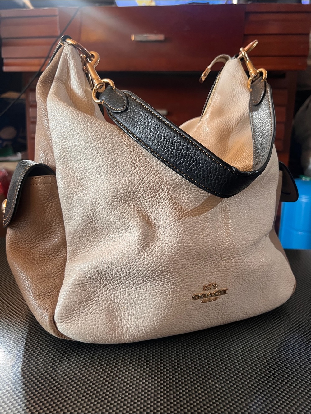Project 2021 6154 Coach Two-Tone Pebbled Leather Hobo in Cream with Black Strap